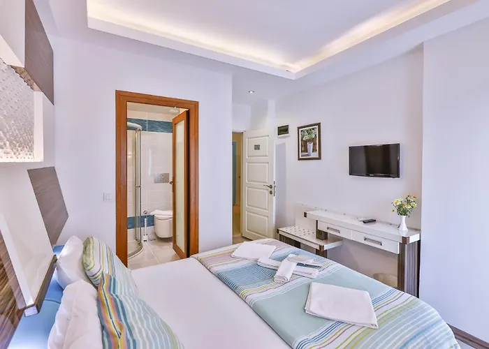 Sonne - Adults Only מלון 3*